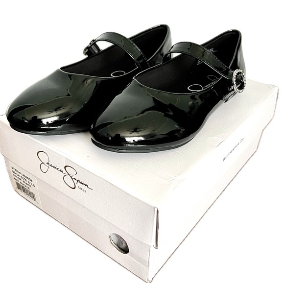 Amy Jeweled Buckle Ballet Flat in Black | Size 3 - Picture 3 of 5